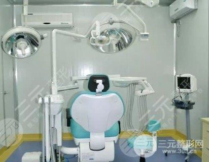  Is Yiyang Stomatological Hospital public