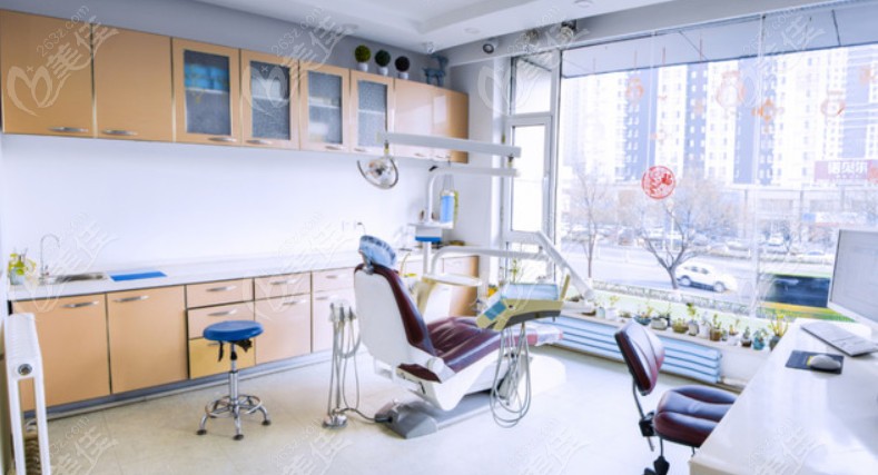  Which hospital in Qinhuangdao has better dental implant