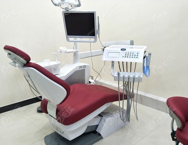  Hebi Dental Implant Hospital