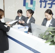 年前昆明竹子口腔矯正牙齒價格很優(yōu)惠