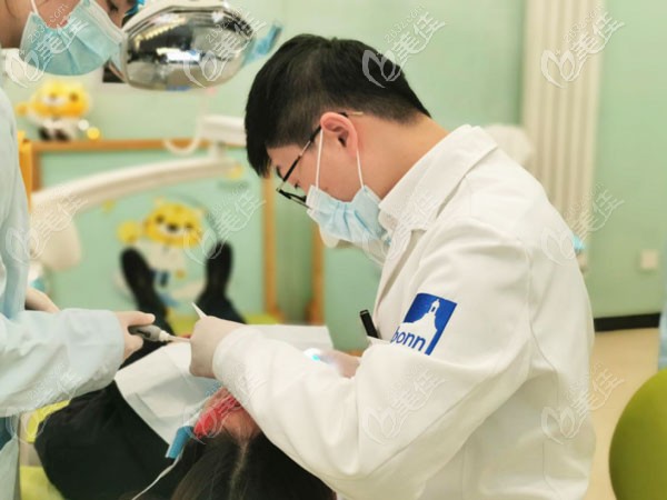 北京禾禾齿科牙齿矫正医生黄帅